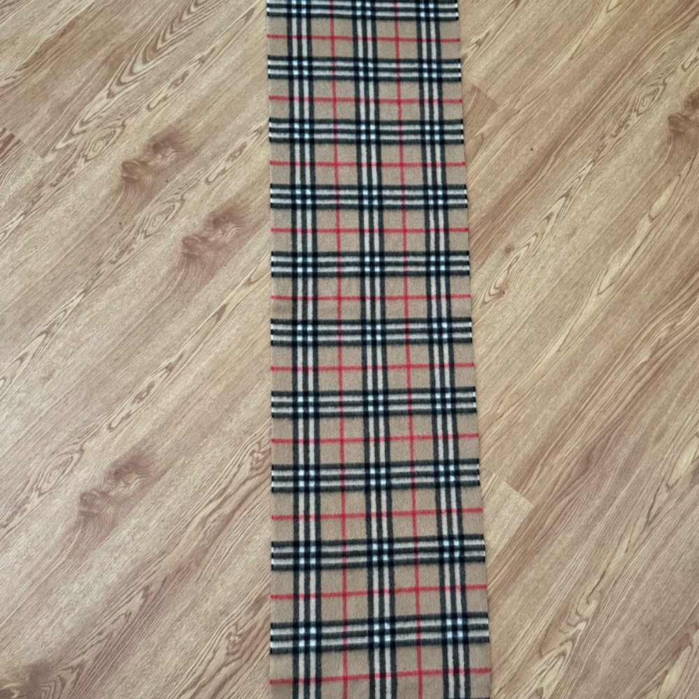 Authentic Burberry mini check scarf 100%cashmere - Picture 3 of 4